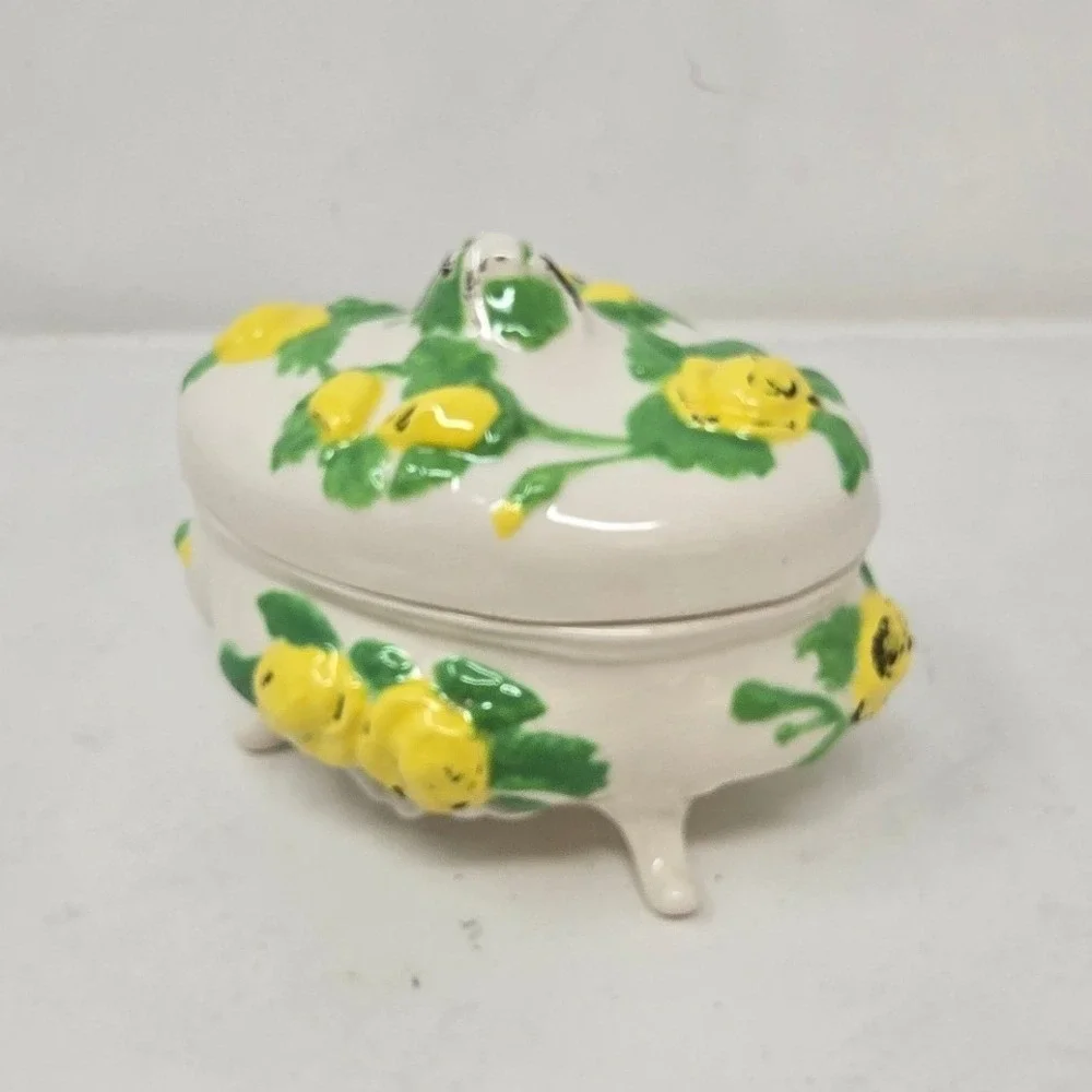 Vtg ceramic footed trinket dish w/lid yellow green roses floral cottagecore
